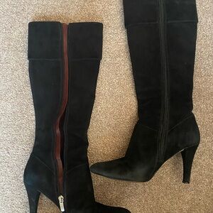 Elegant Black Knee-High Boots